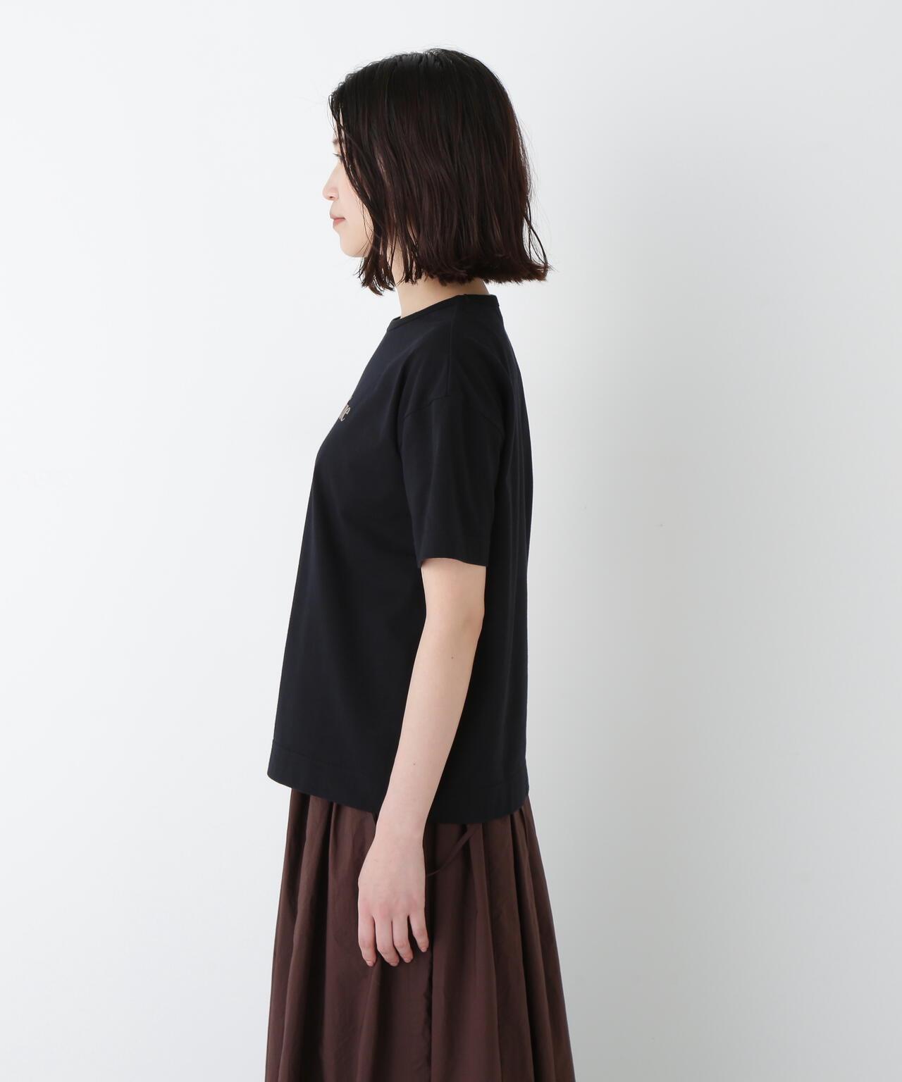ロゴTシャツ