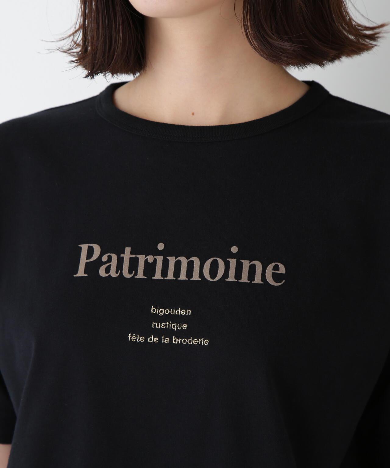 ロゴTシャツ