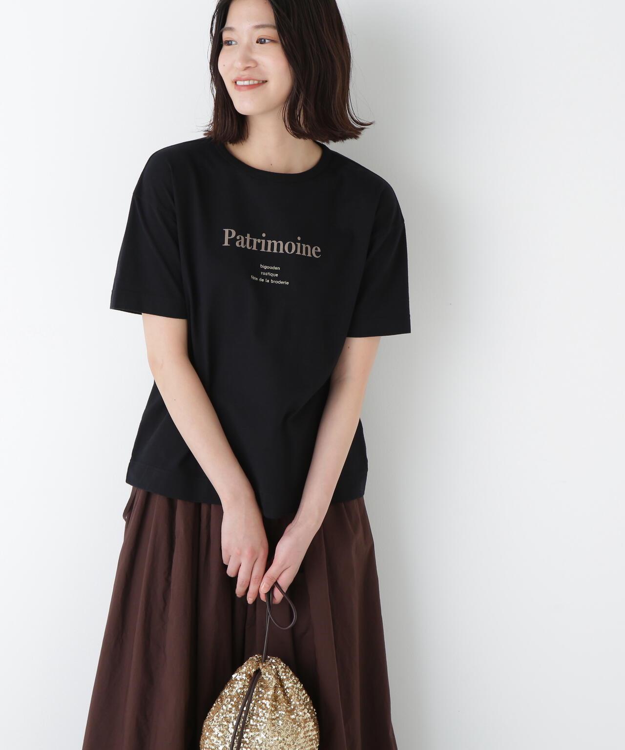 ロゴTシャツ