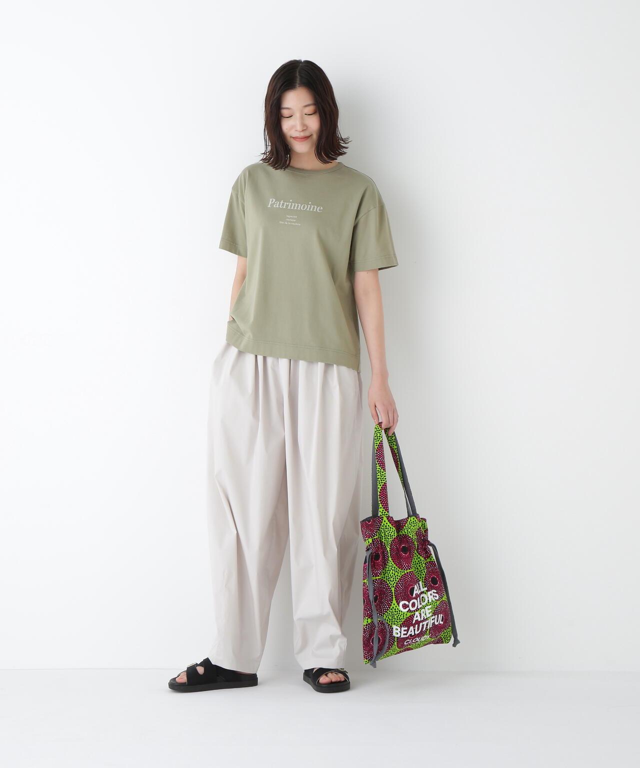 ロゴTシャツ