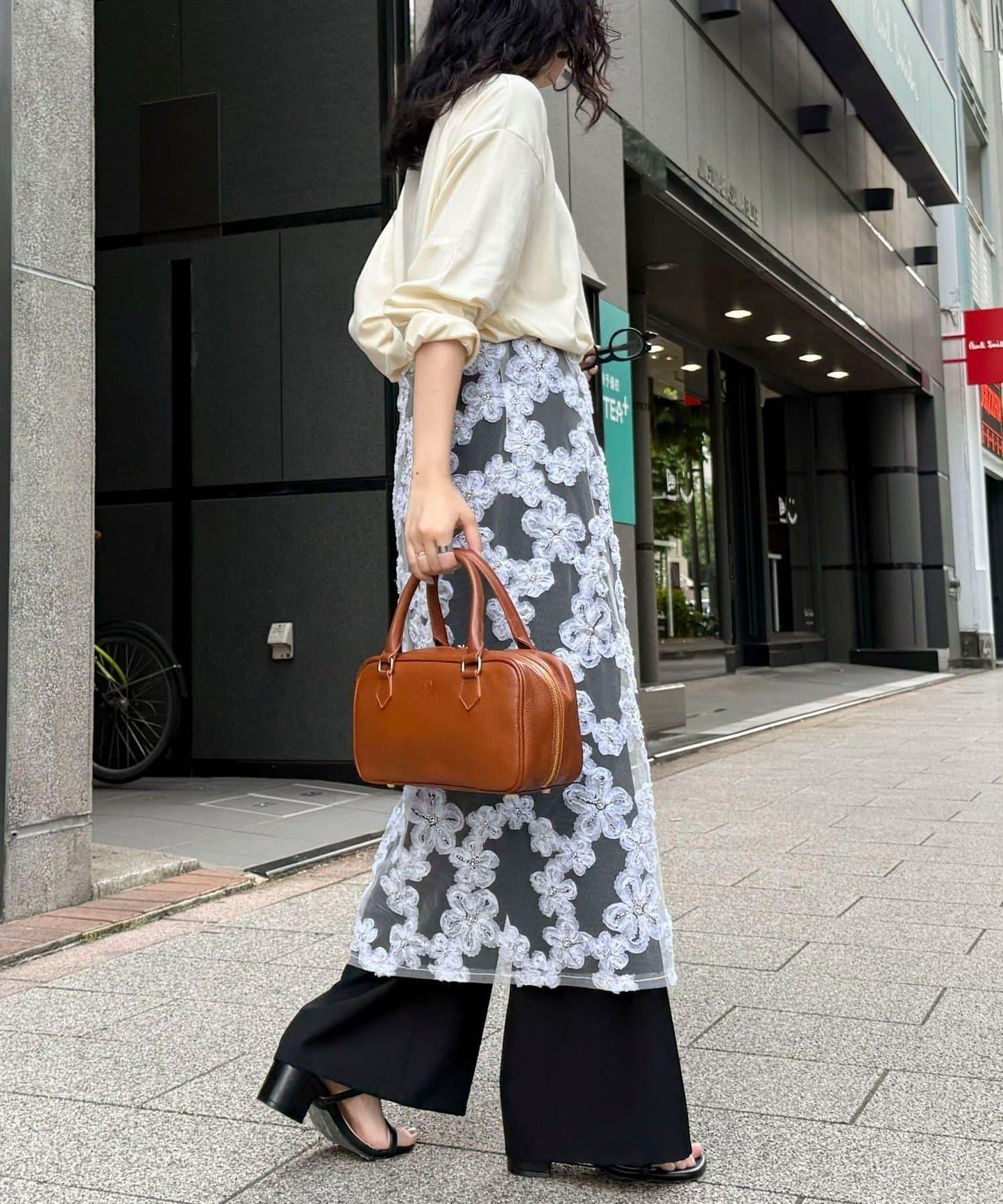 フラワーモチーフレイヤードスカート