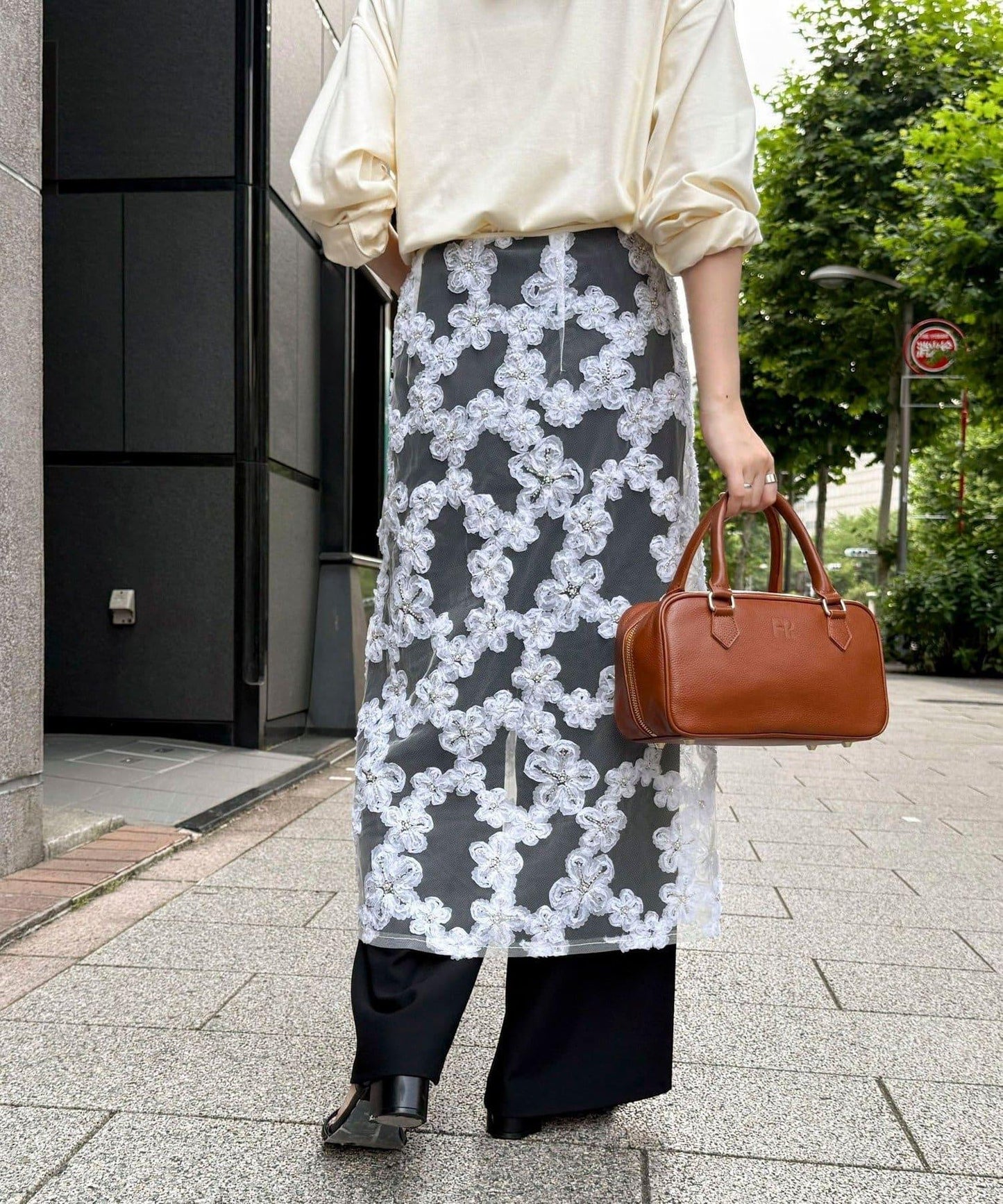 フラワーモチーフレイヤードスカート