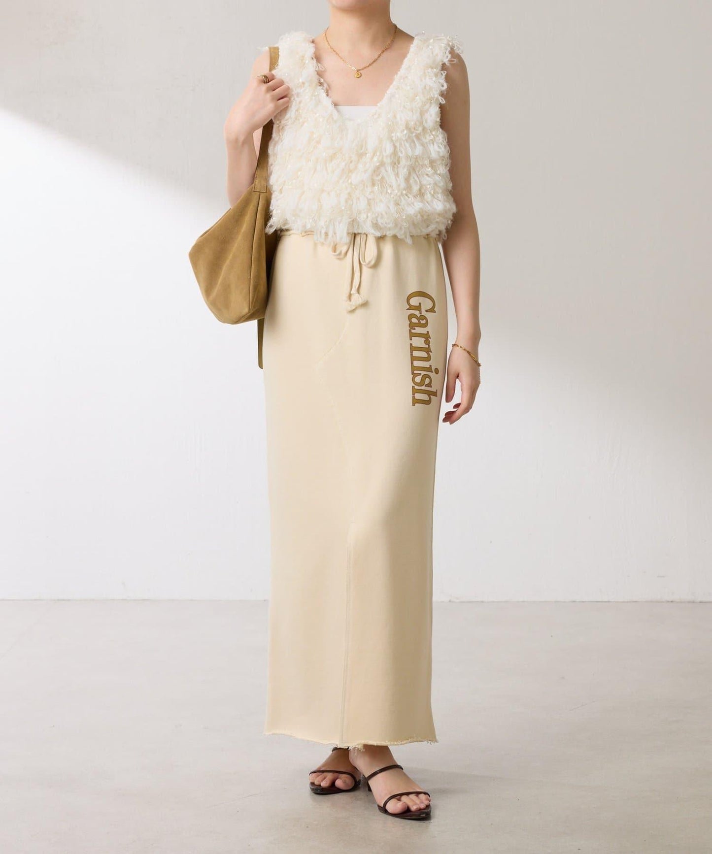 【ロングシーズン使える】クロップドニットベスト