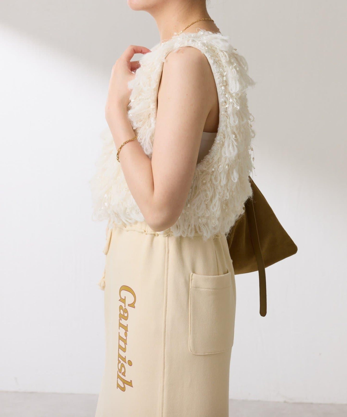 【ロングシーズン使える】クロップドニットベスト