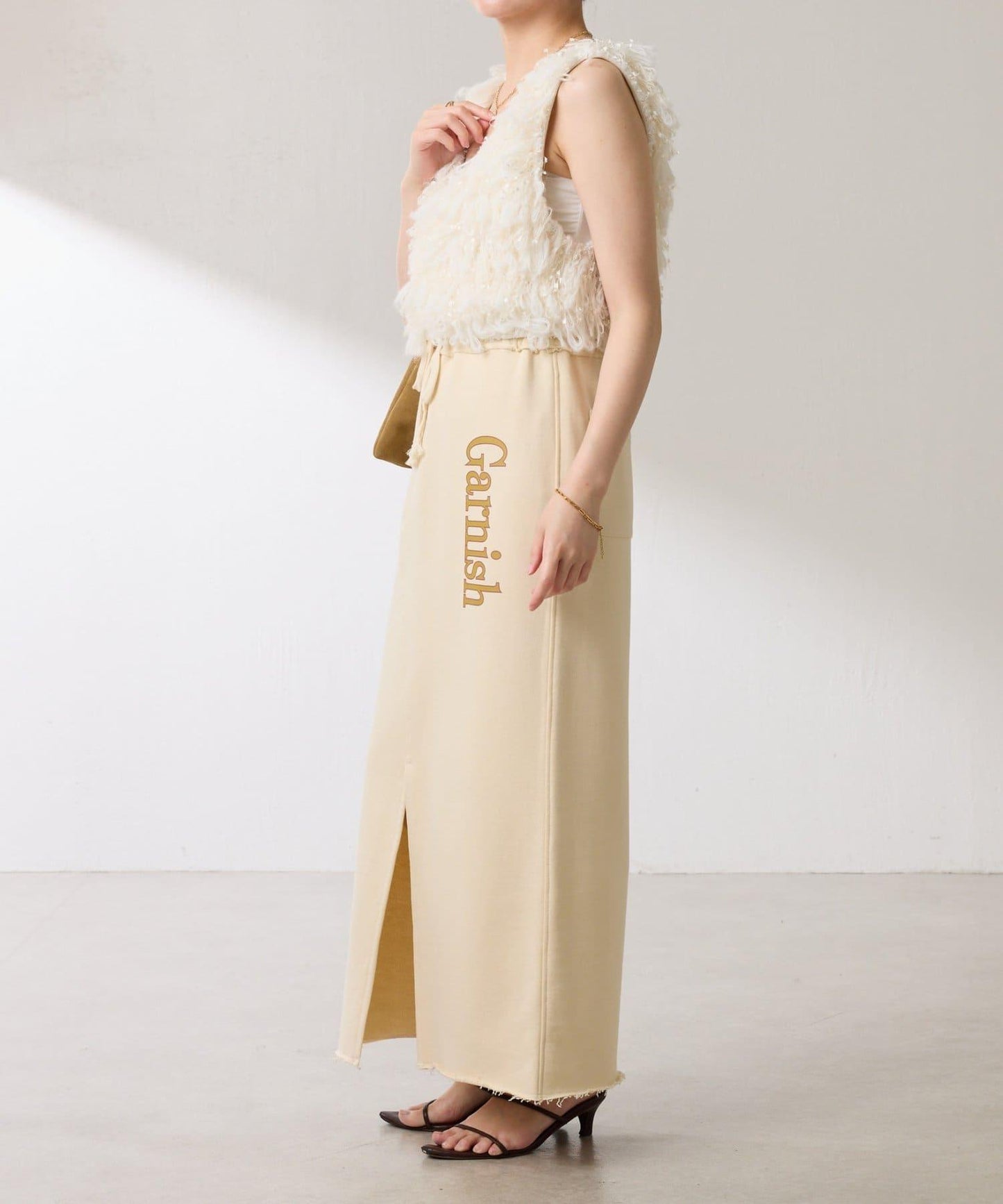 【ロングシーズン使える】クロップドニットベスト