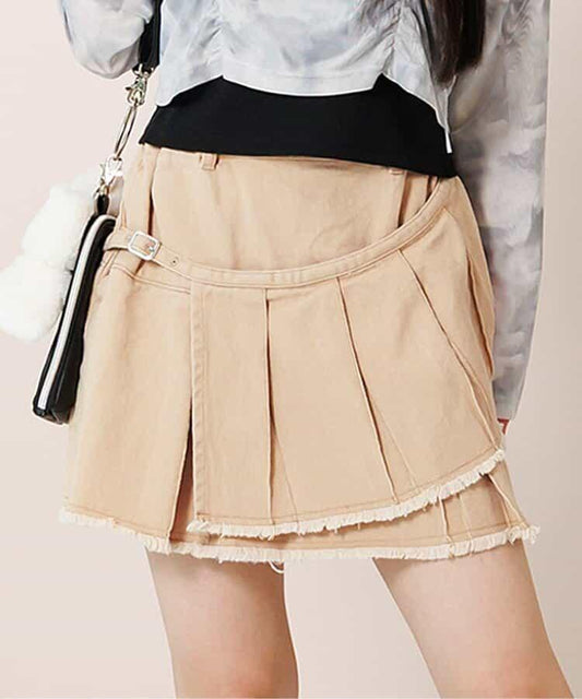 褶皺包裹格子裙