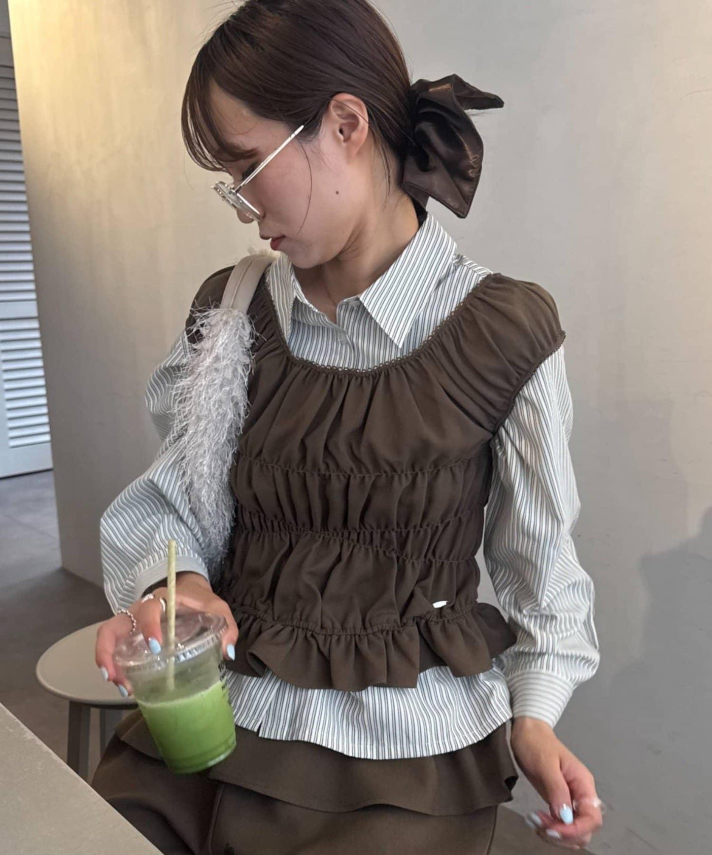 【TERIO韓國企劃】帶荷葉邊背心的條紋襯衫