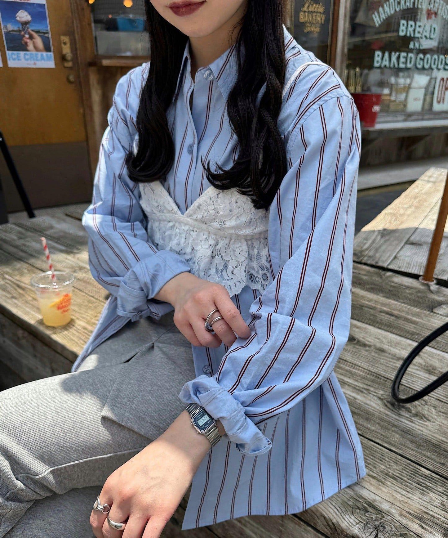 條紋襯衫
