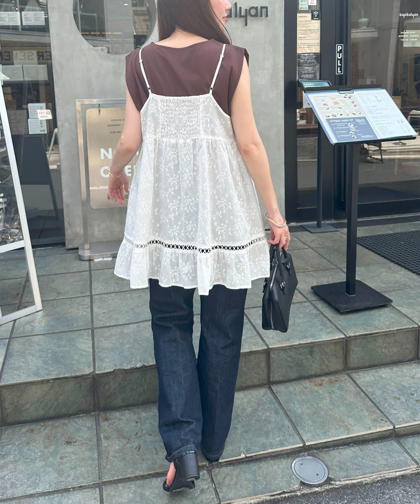 【Discoat】面料刺繡吊帶長款上衣