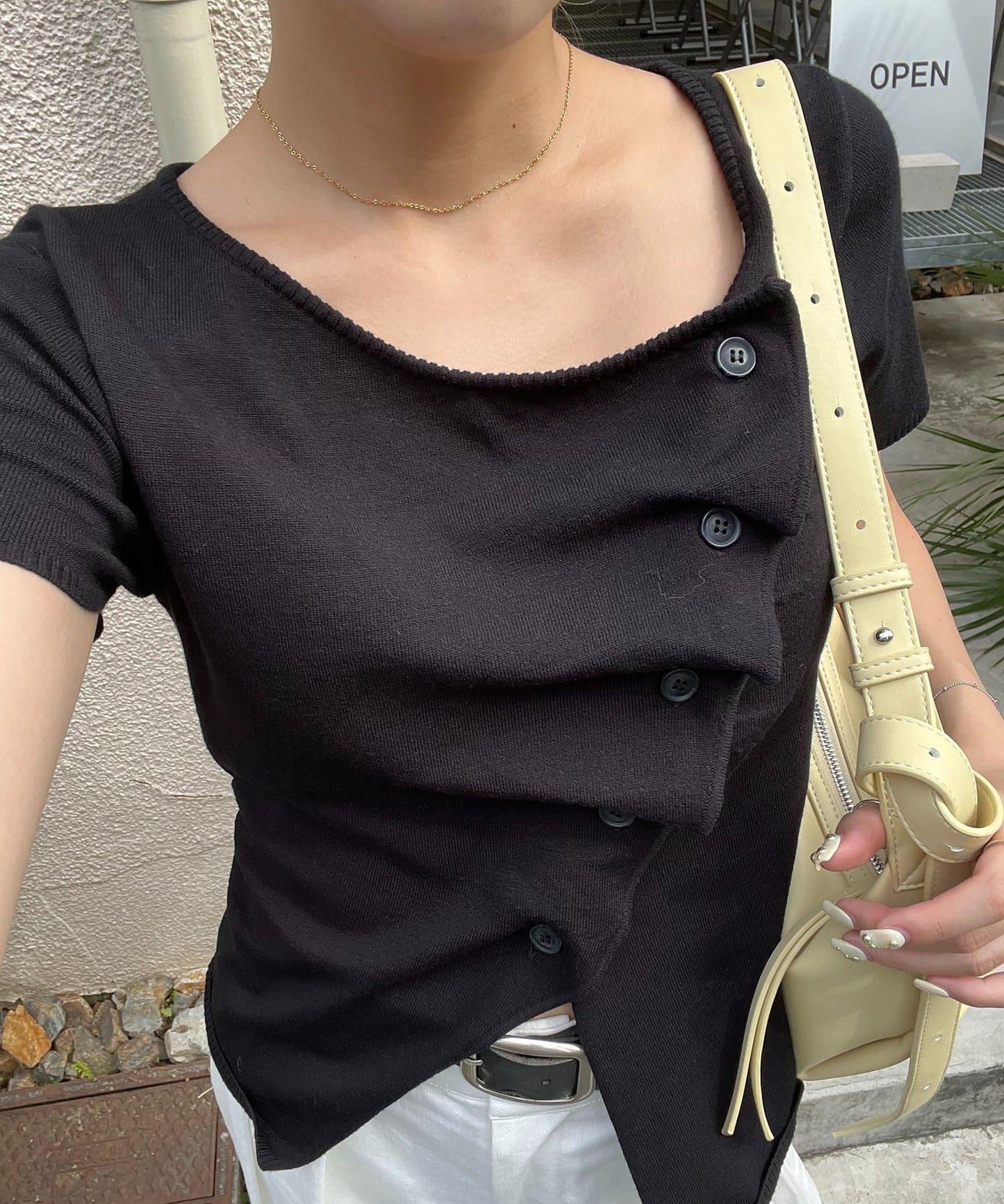 荷葉邊紐扣短袖開衫