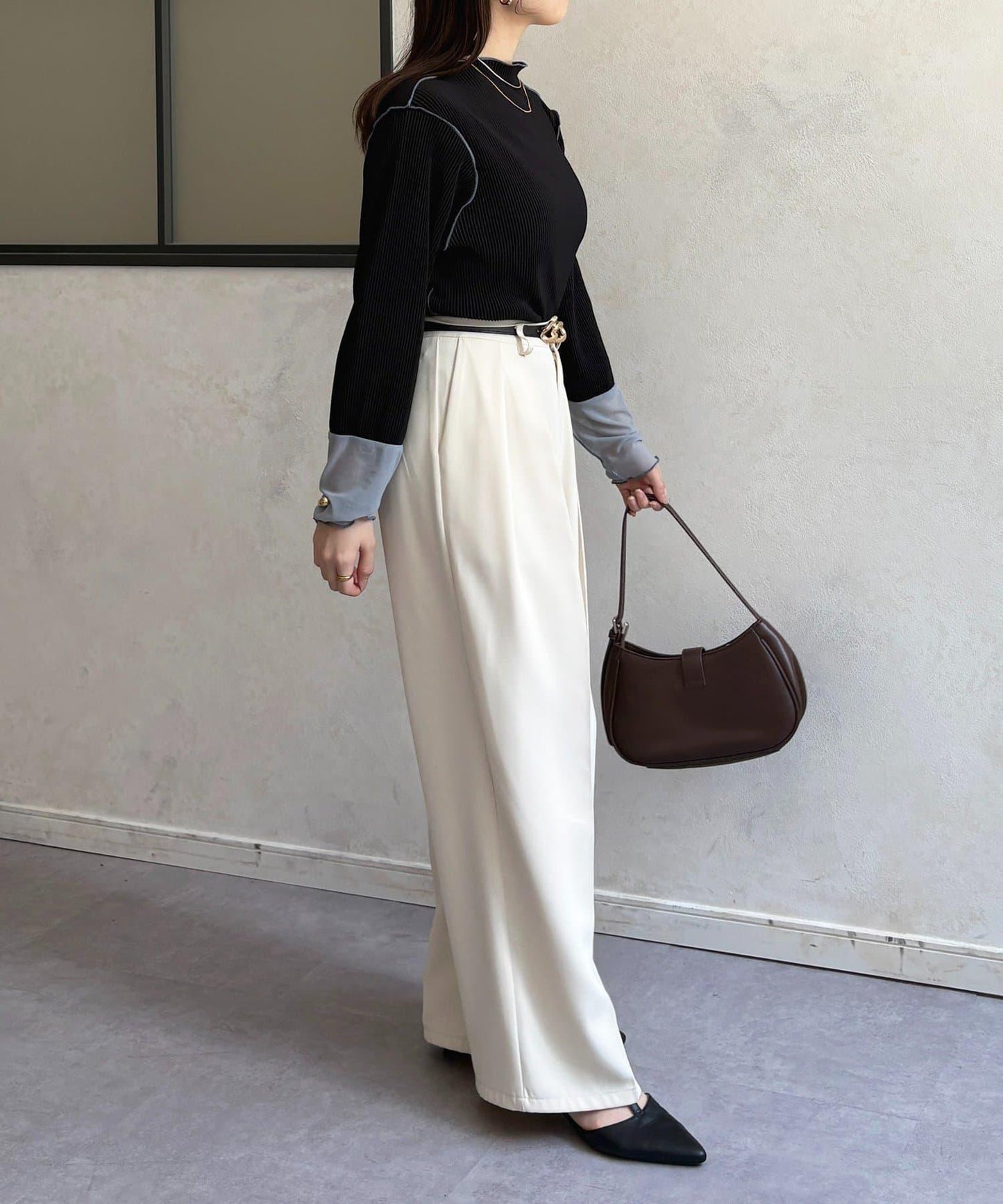 袖先配色褶皺寬鬆上衣