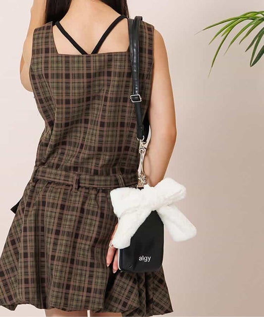 羊毛絨蝴蝶結掛鏈化妝包