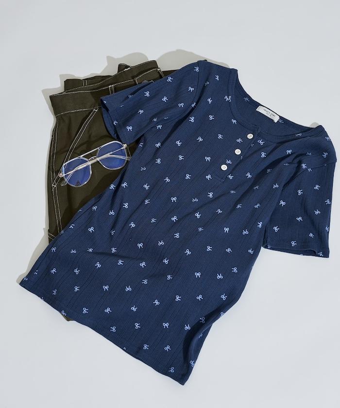 蝴蝶結圖案 刺繡法蘭絨 亨利領T恤