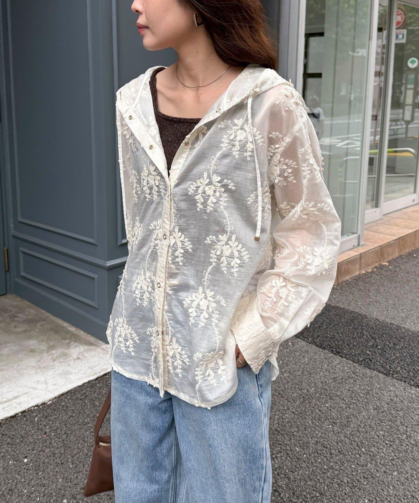 3D刺繡連帽襯衫