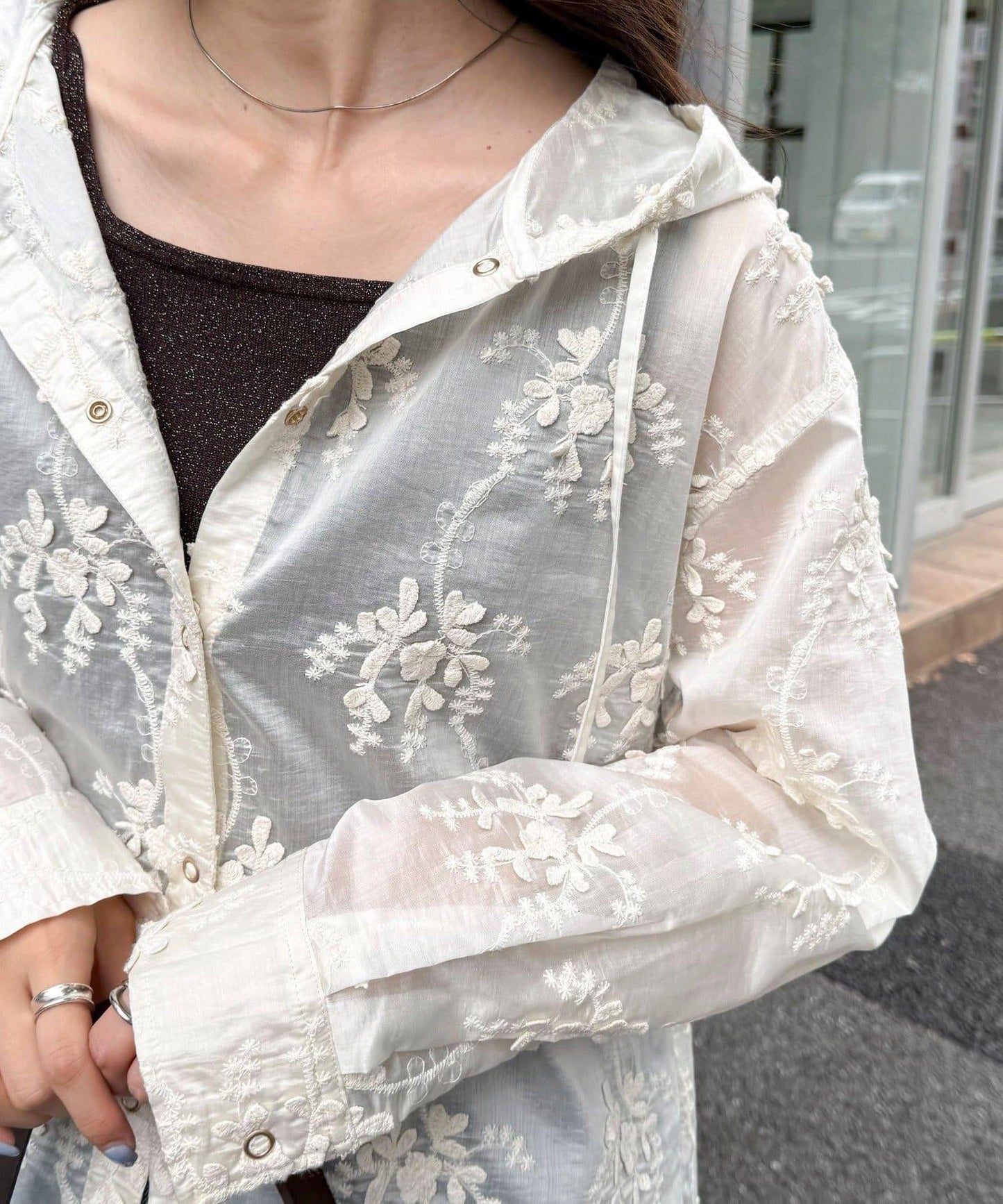 3D刺繡連帽襯衫