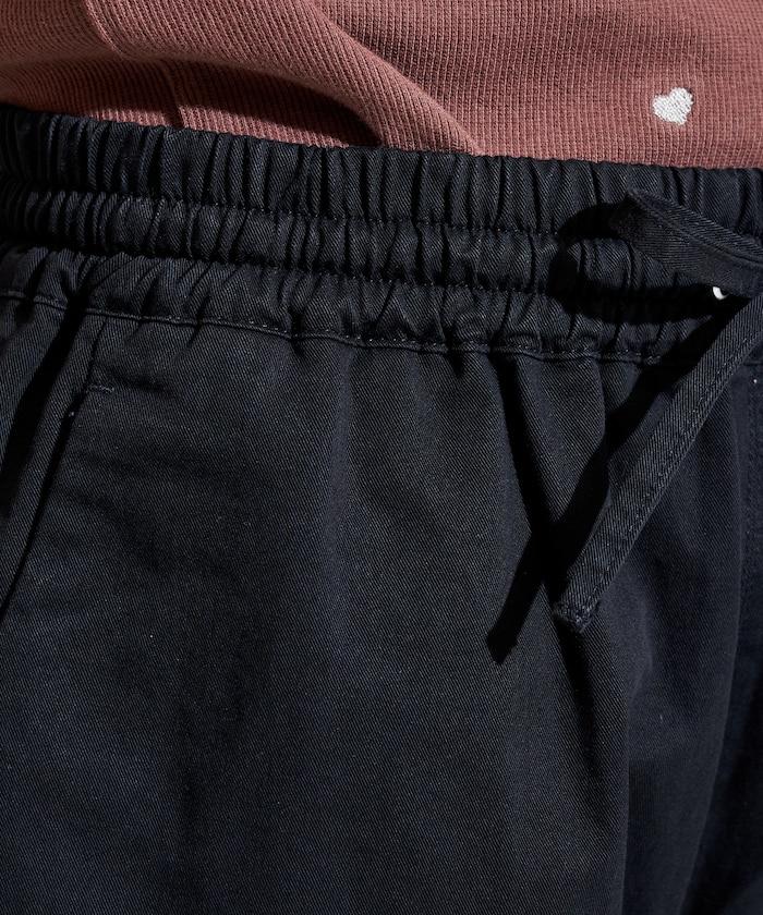 斜紋織物寬鬆直筒褲<可搭配套裝>