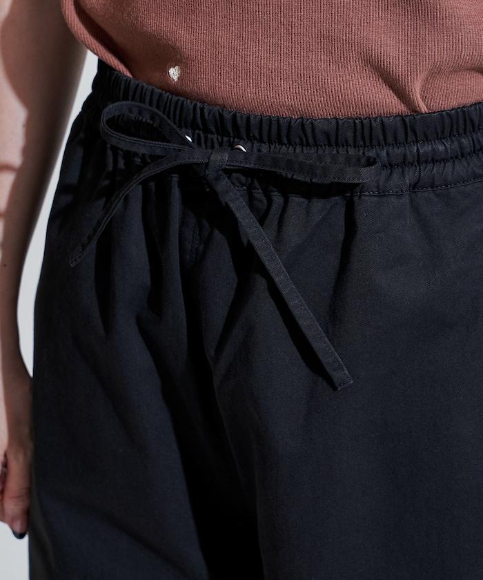 斜紋織物寬鬆直筒褲<可搭配套裝>