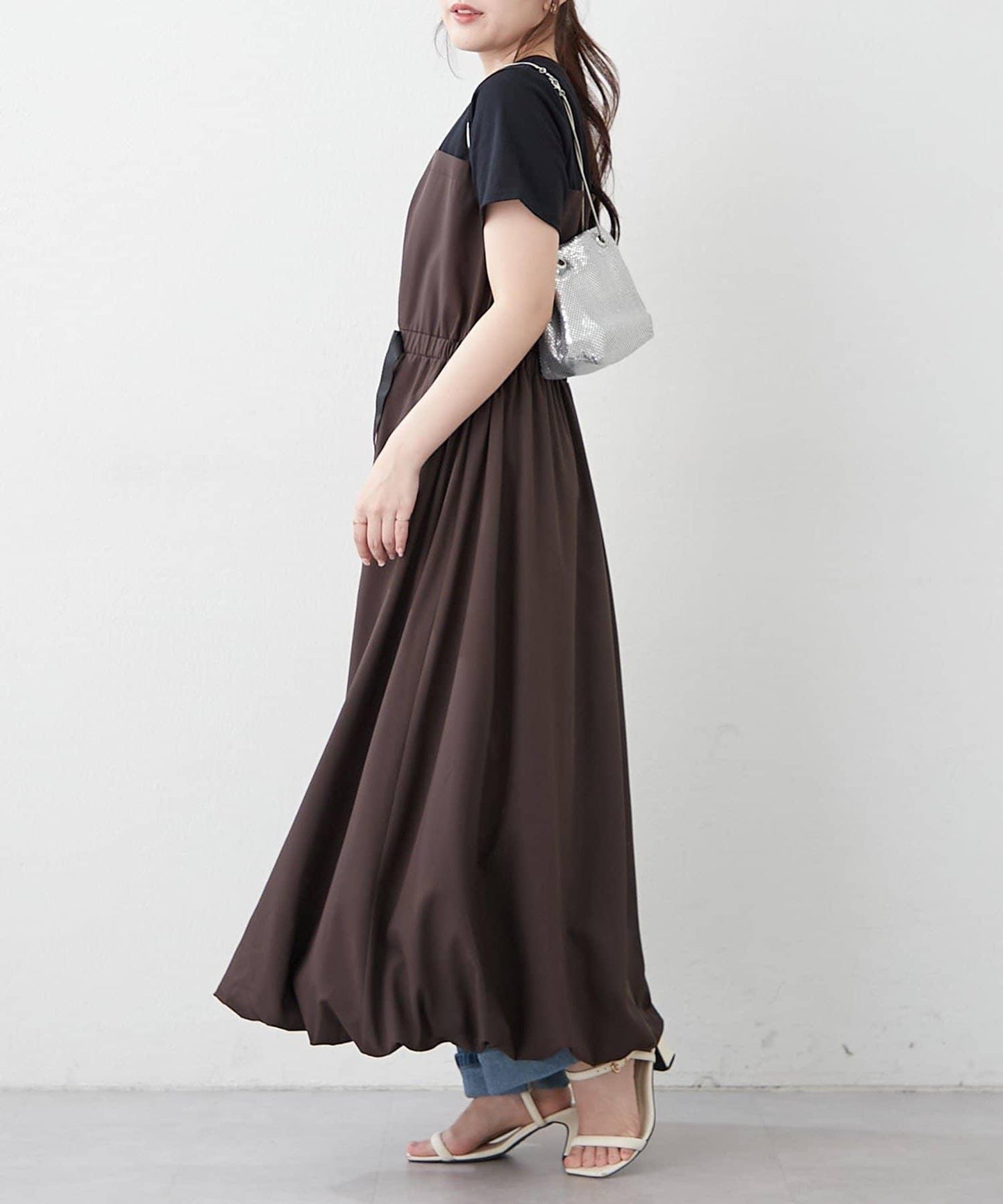 【人氣系列】帶腰帶的對接氣球連衣裙