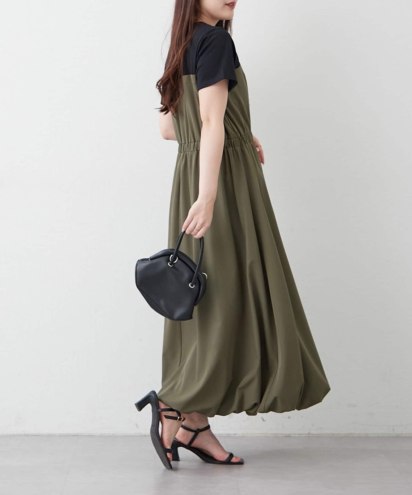 【人氣系列】帶腰帶的對接氣球連衣裙