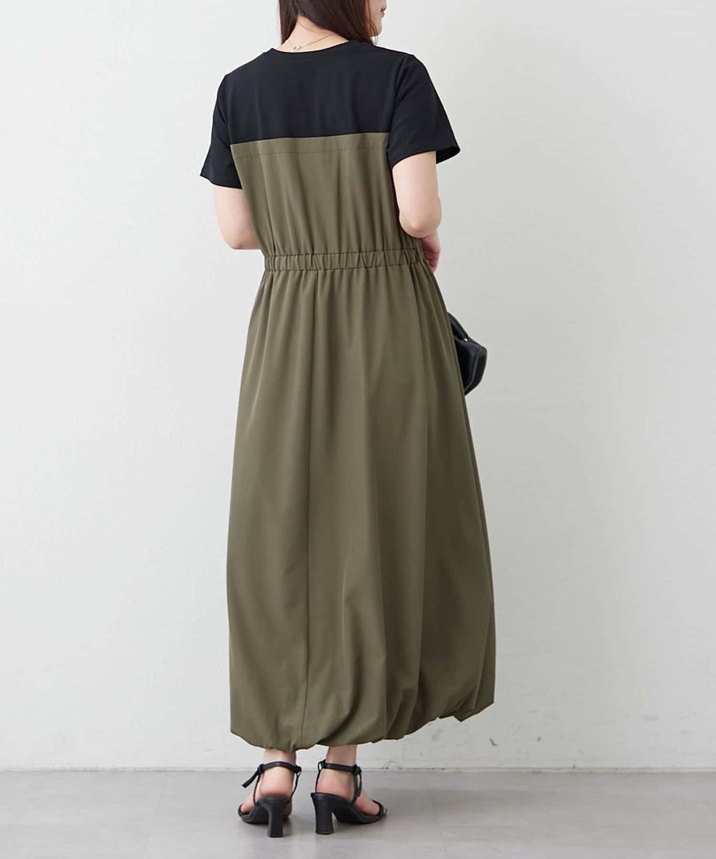 【人氣系列】帶腰帶的對接氣球連衣裙