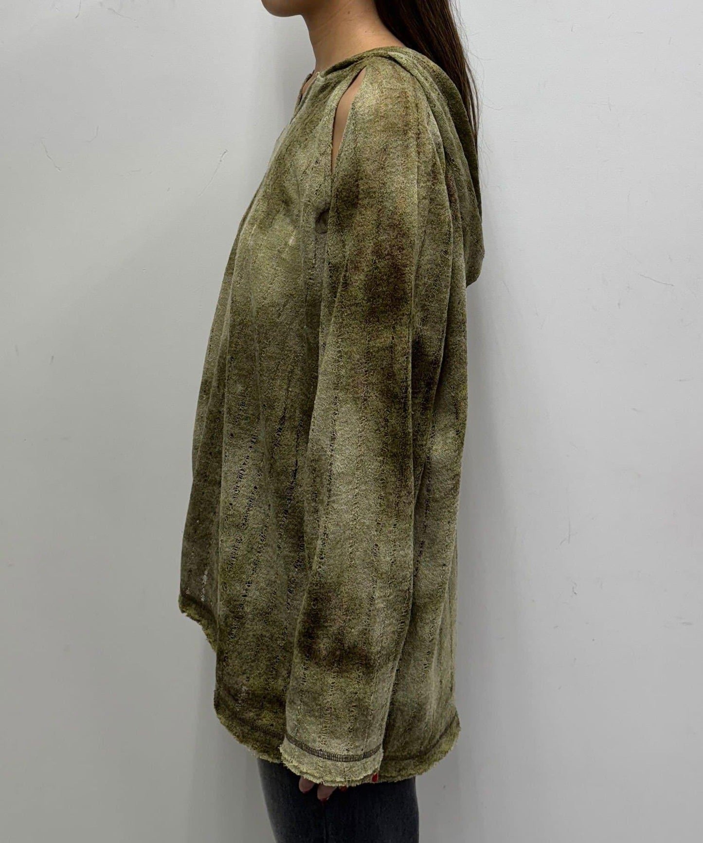 肩部開衩條紋印花連帽衫