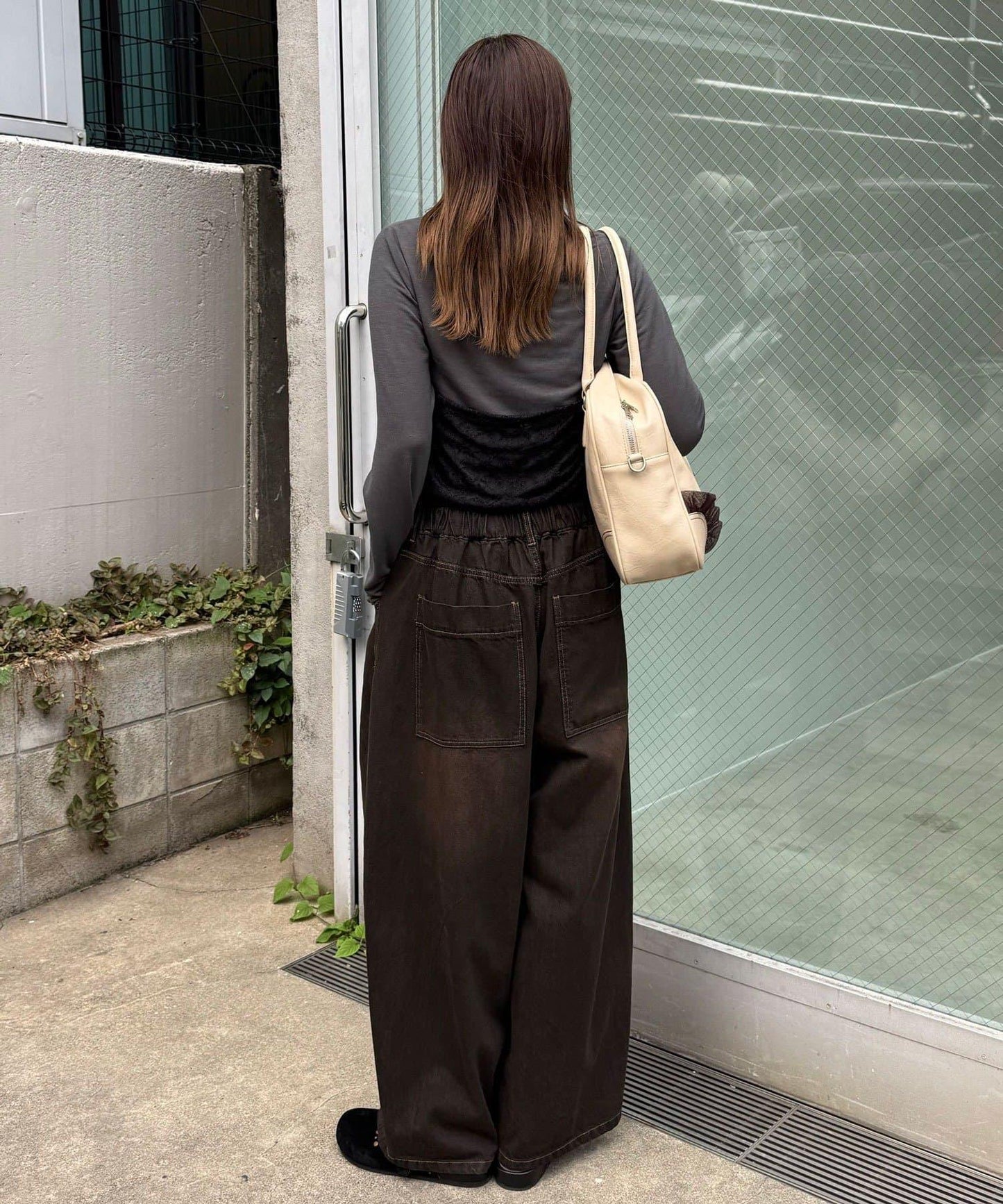 蕾絲吊帶對接上衣