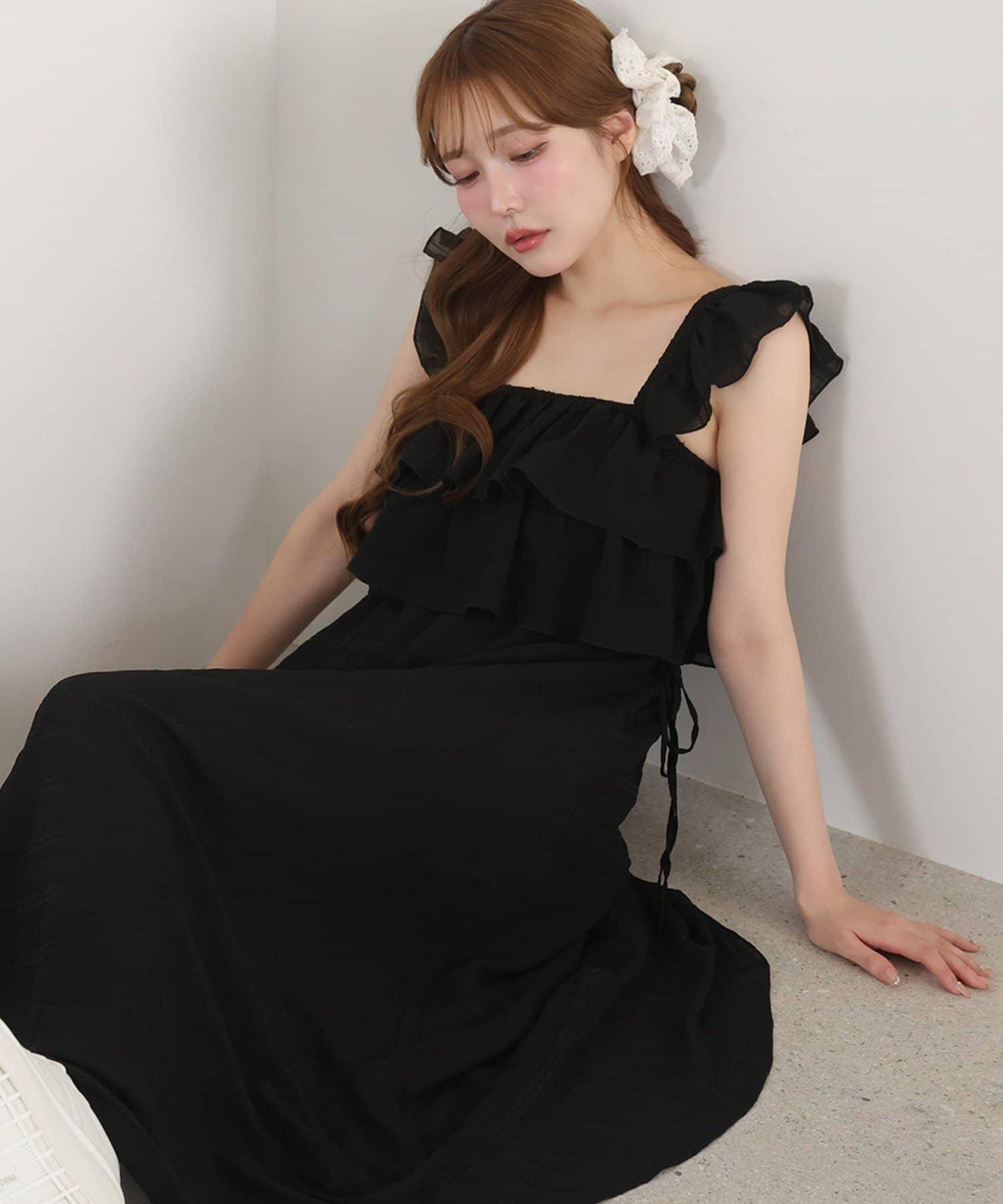 【可以成為天使!?】側邊蝴蝶結荷葉邊吊帶連衣裙