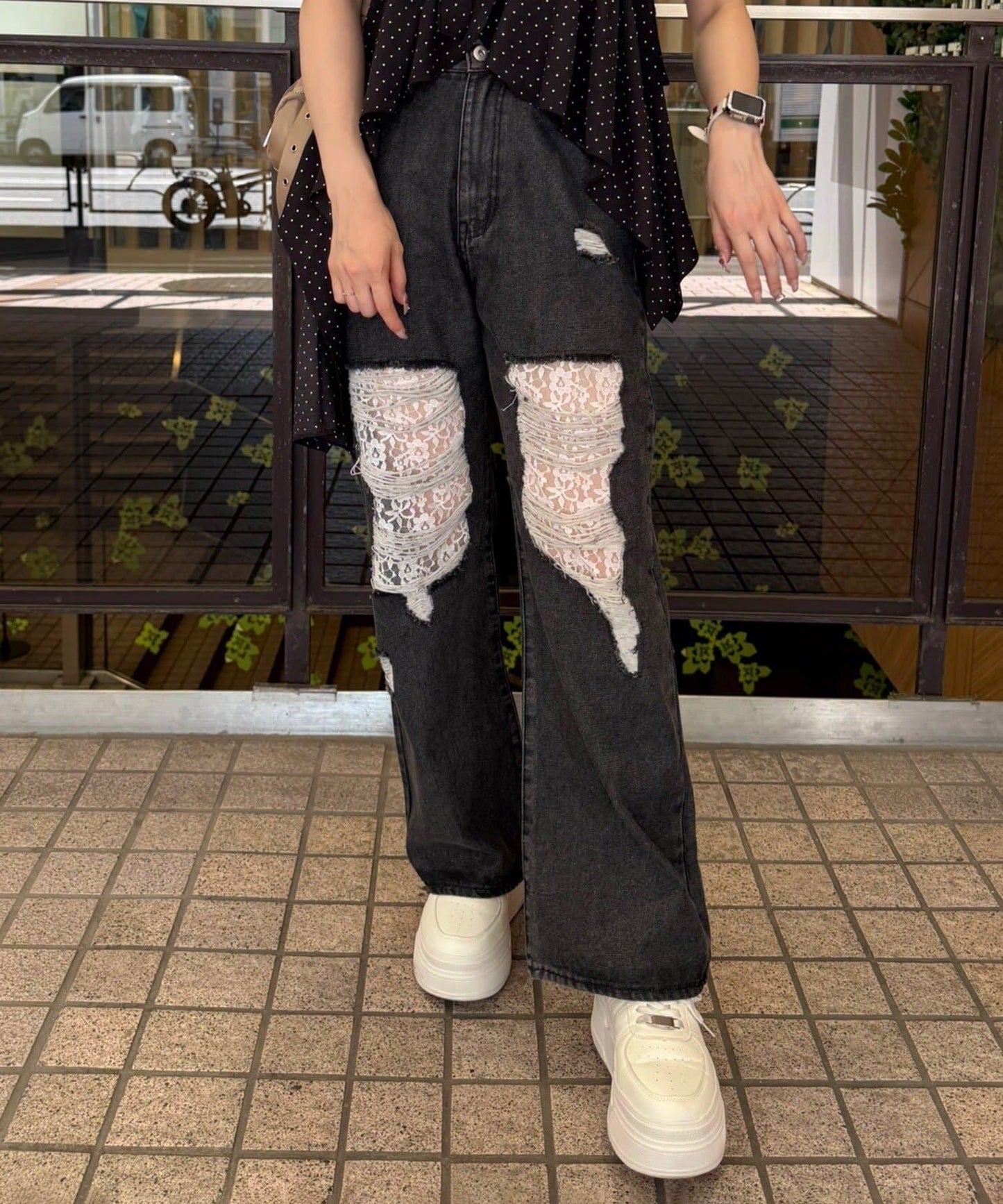 旬顏!損傷蕾絲牛仔褲