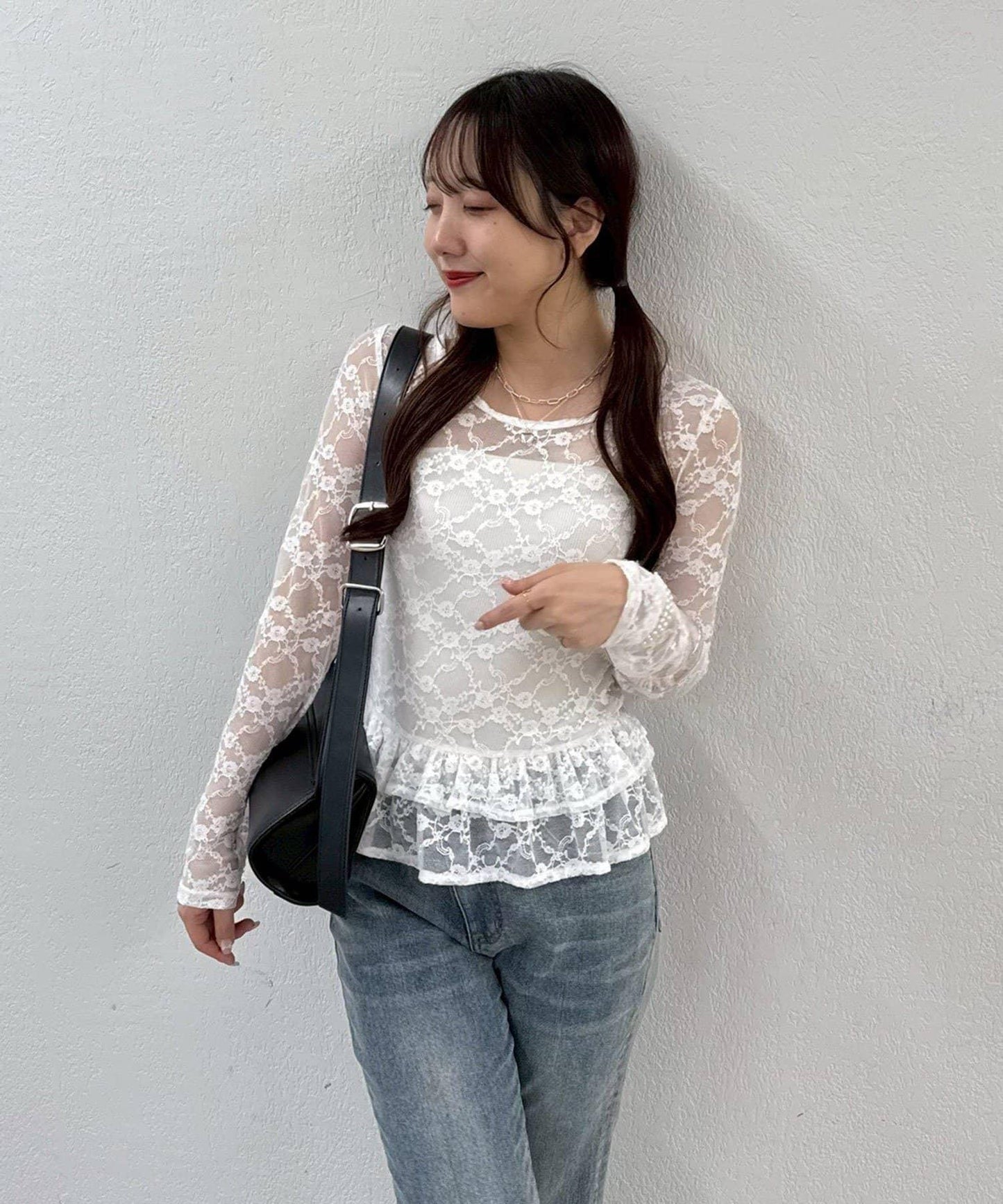 蕾絲蓬蓬袖上衣