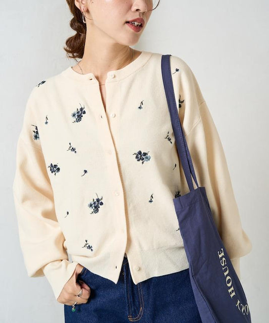 花朵刺繡圓領針織開衫