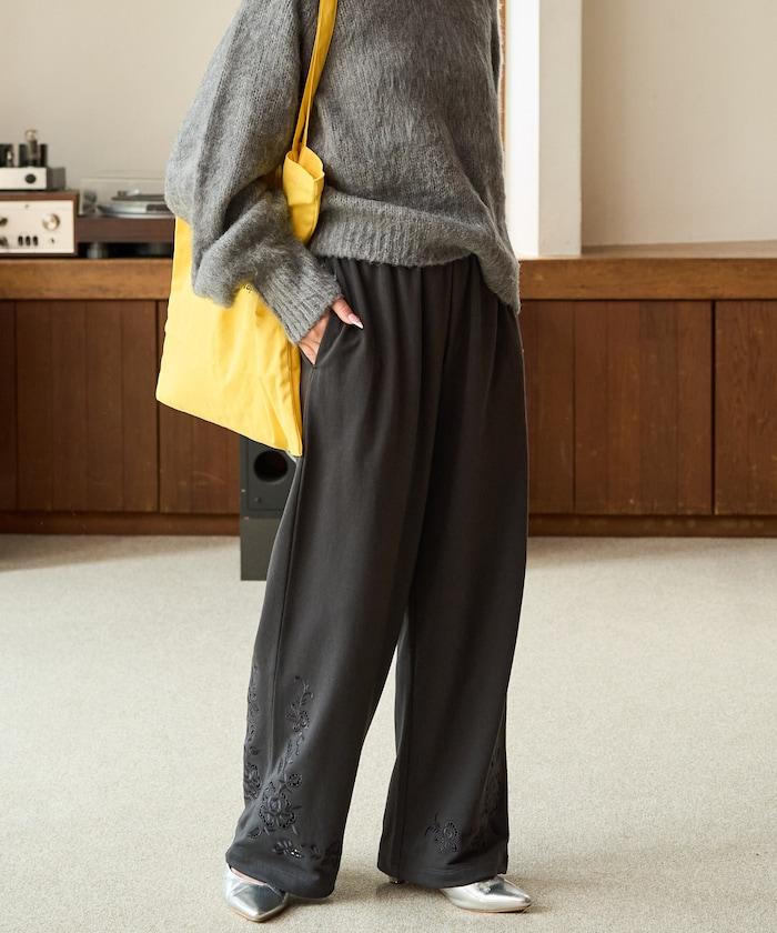 花朵剪裁 刺繡 裡毛 寬鬆 運動褲