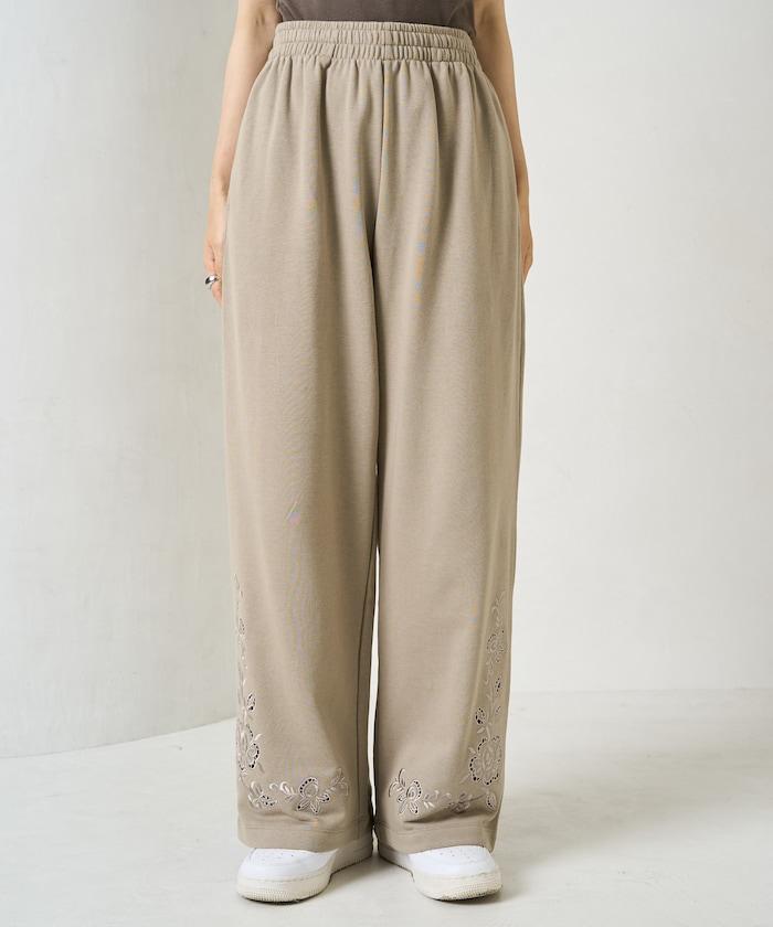 花朵剪裁 刺繡 裡毛 寬鬆 運動褲