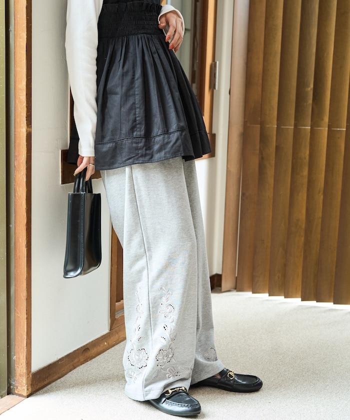 花朵剪裁 刺繡 裡毛 寬鬆 運動褲