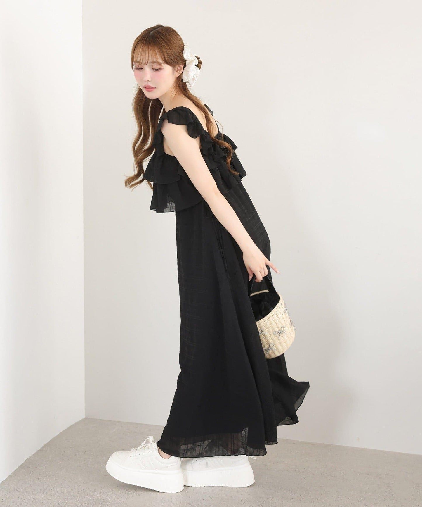 【可以成為天使!?】側邊蝴蝶結荷葉邊吊帶連衣裙