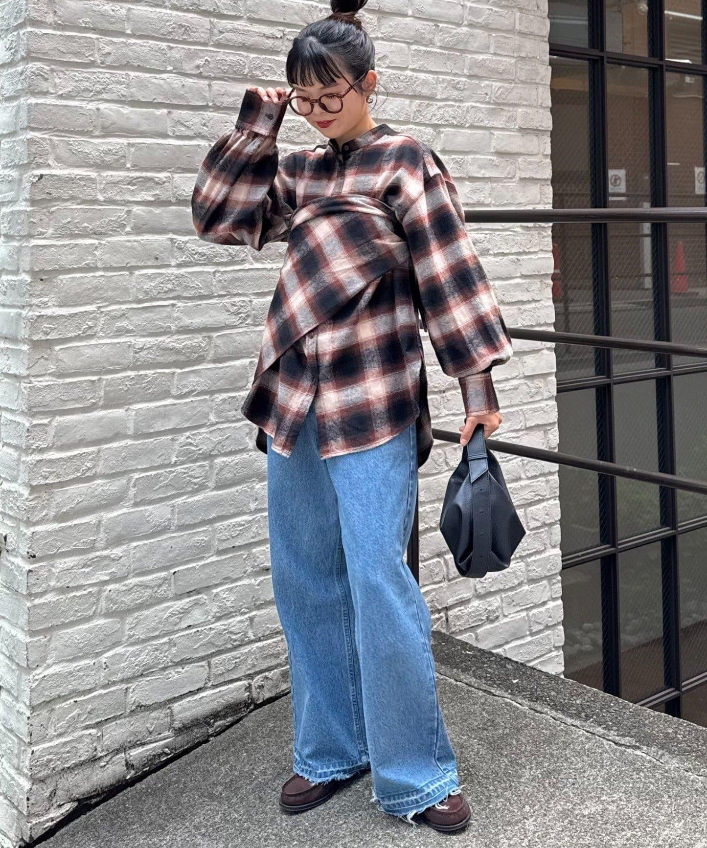 【隨心搭配】附圍巾的蓬鬆袖格紋襯衫