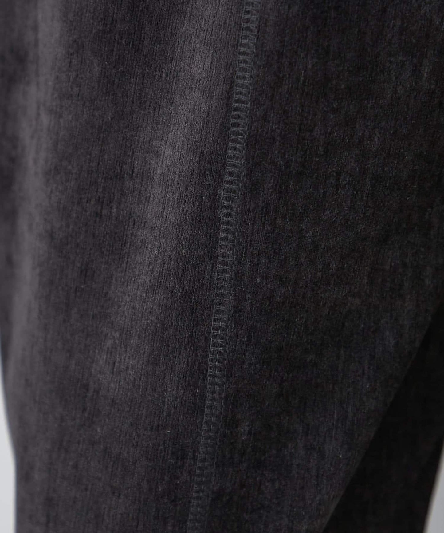 【提升時尚感】絨面綁帶闊腿褲