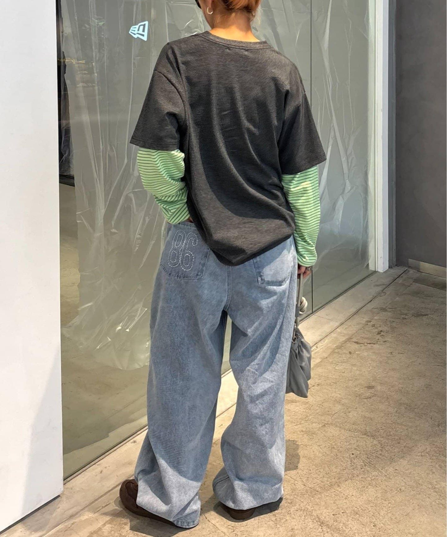 【男女通用】疊層條紋logo短袖T恤