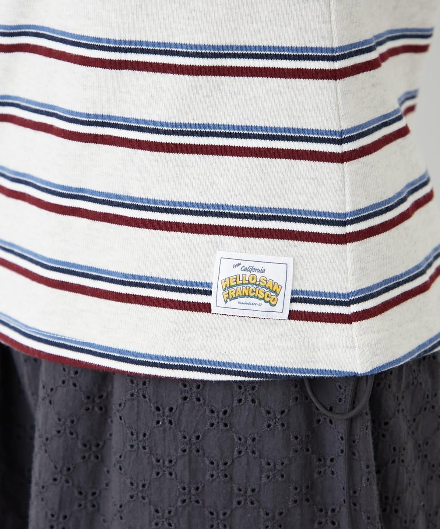 H.S剪裁露肩多功能T恤