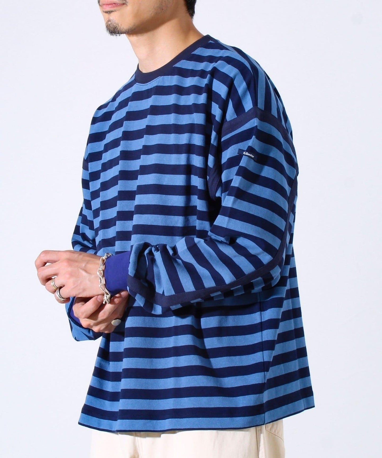【配色線條突顯差異】條紋袖帶短袖T-shirt
