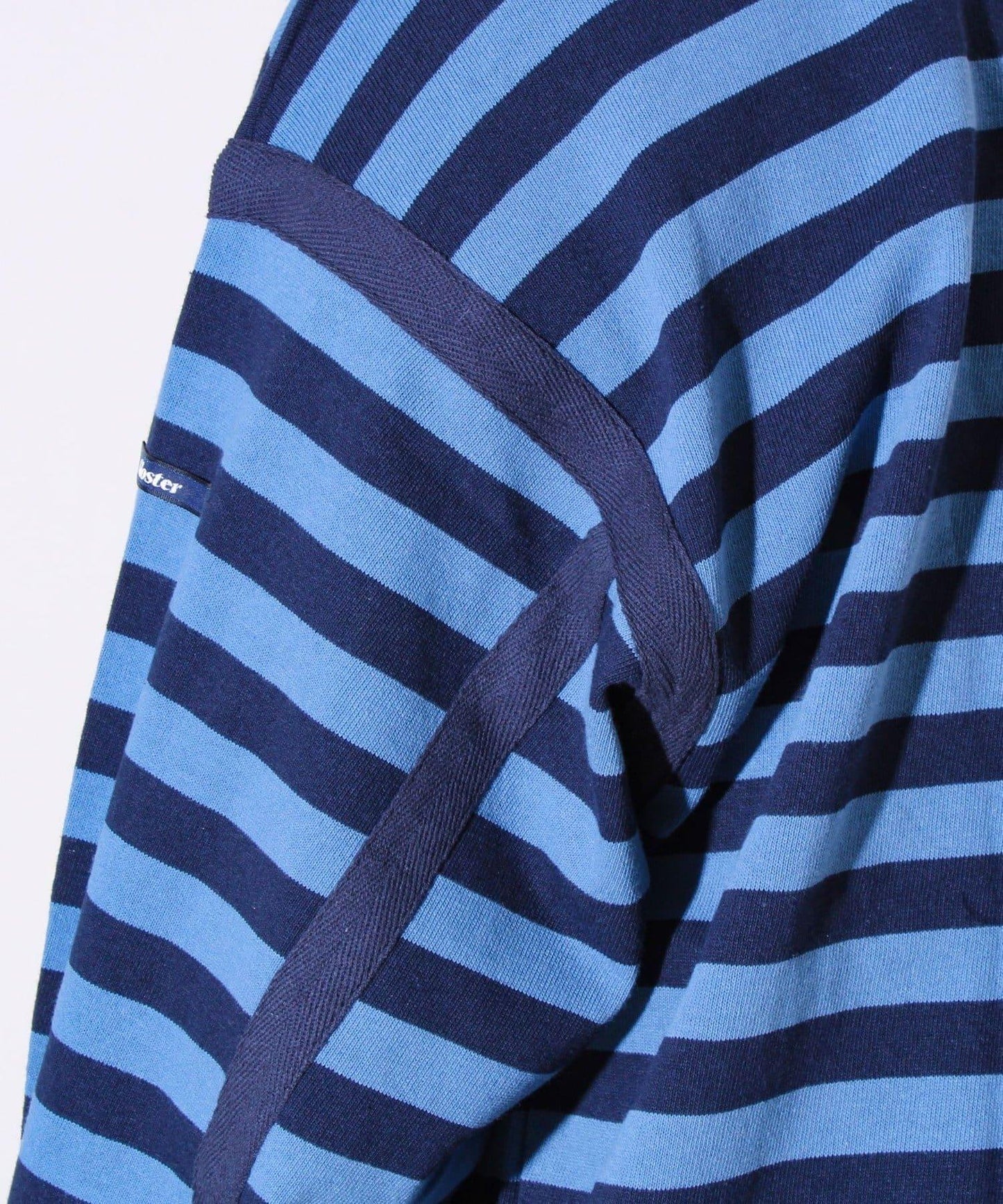 【配色線條突顯差異】條紋袖帶短袖T-shirt