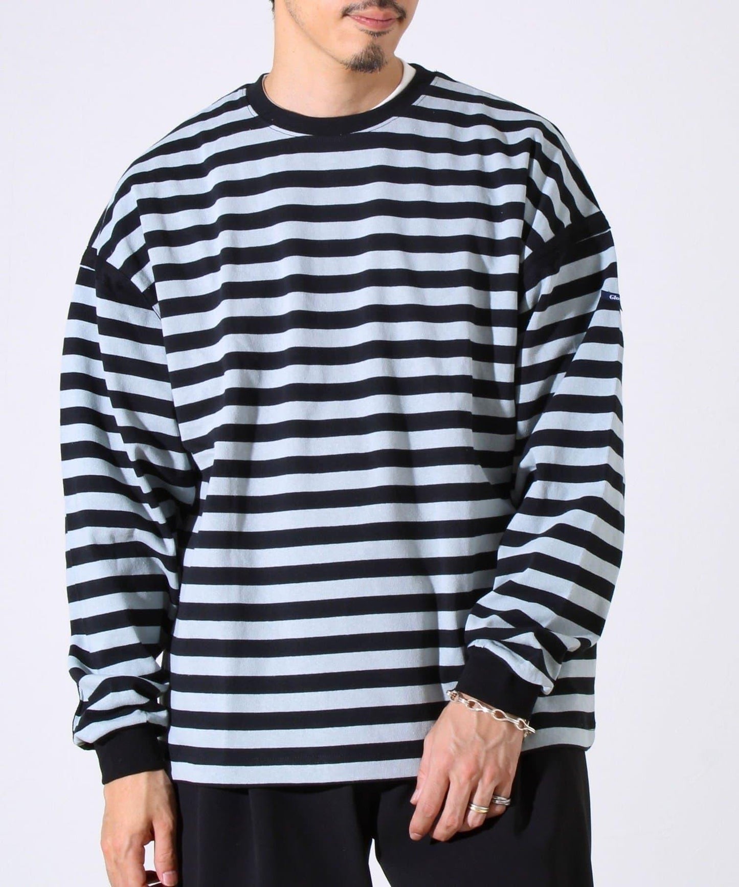【配色線條突顯差異】條紋袖帶短袖T-shirt