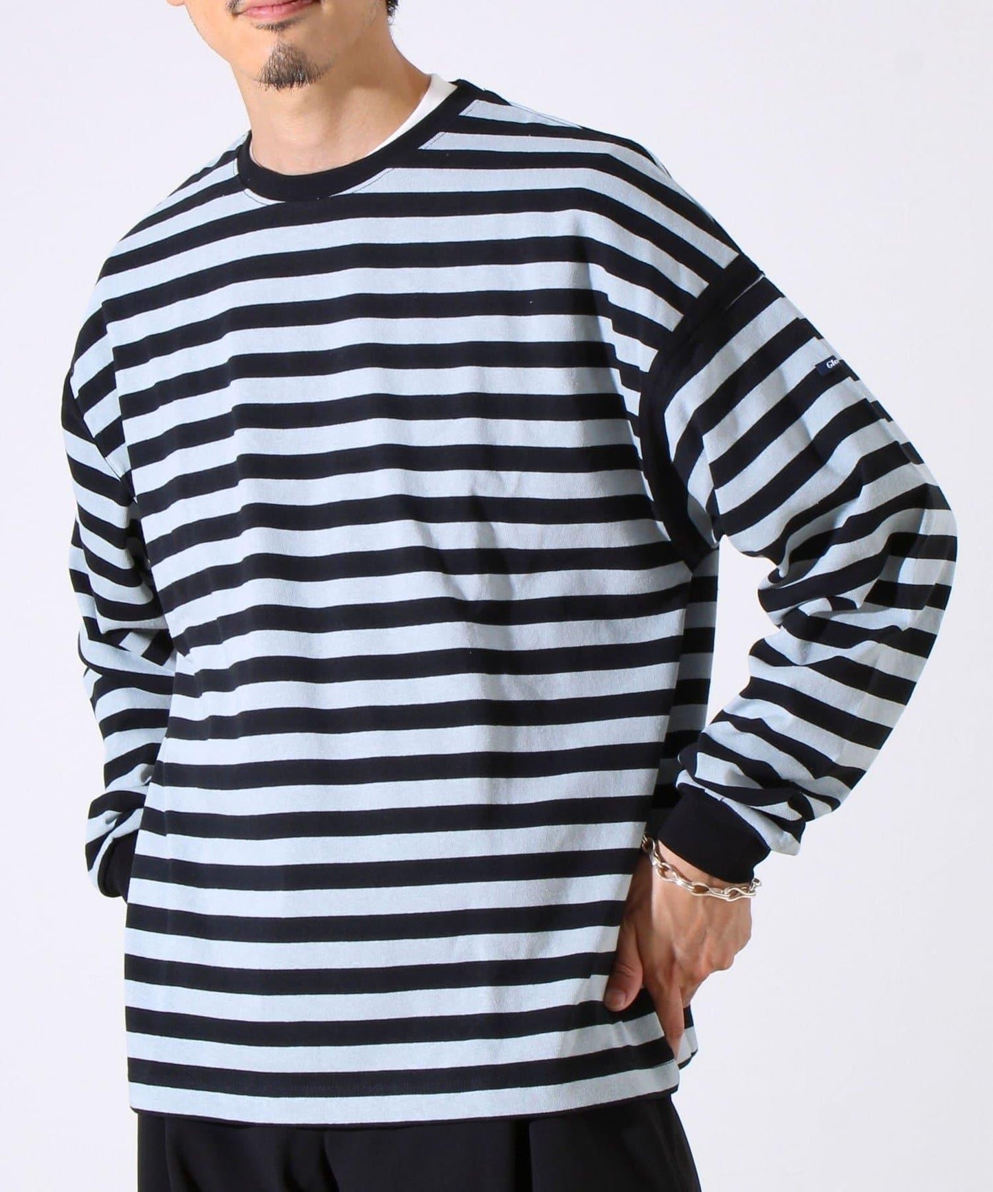 【配色線條突顯差異】條紋袖帶短袖T-shirt