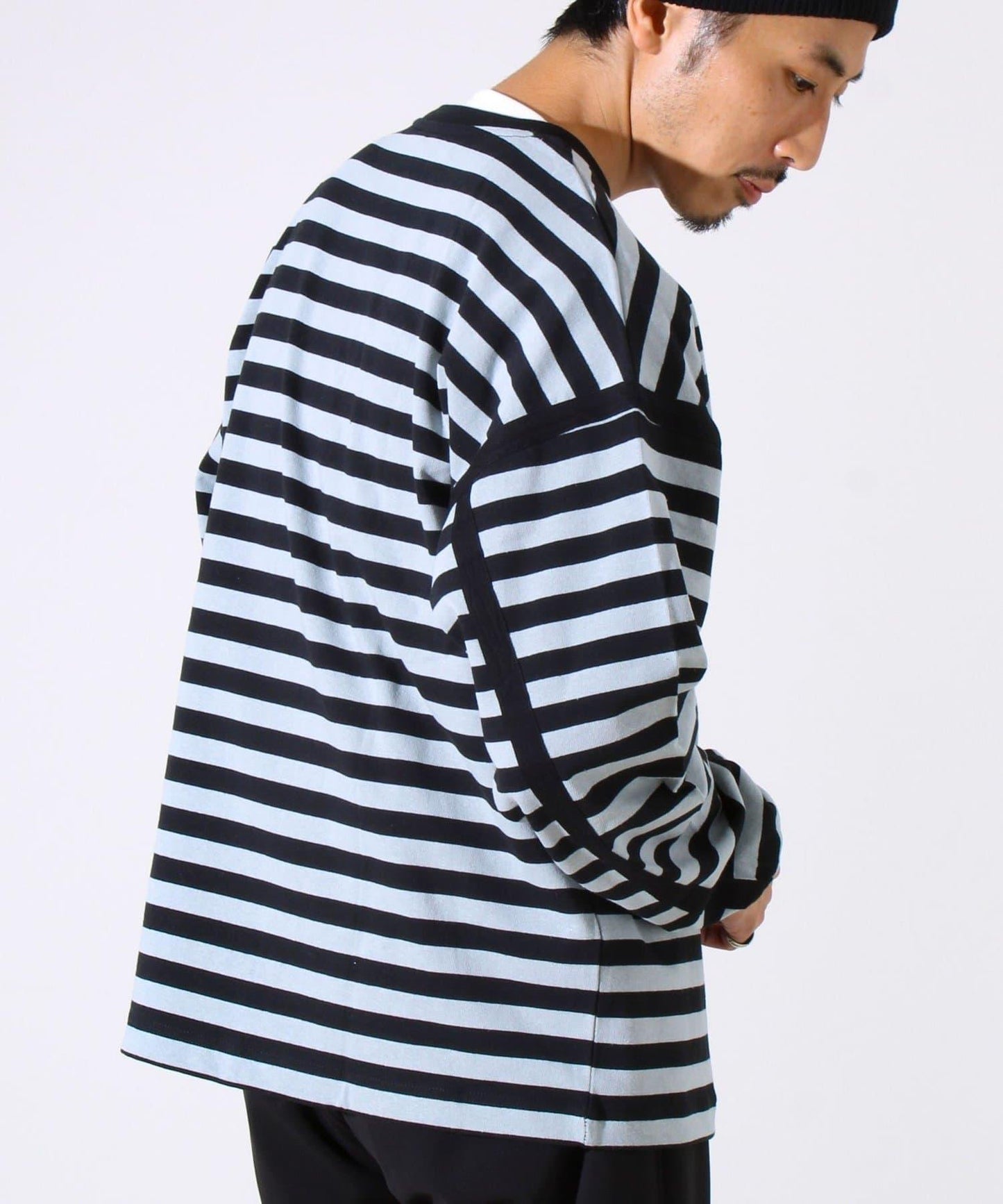 【配色線條突顯差異】條紋袖帶短袖T-shirt