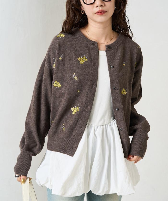 花朵刺繡圓領針織開衫