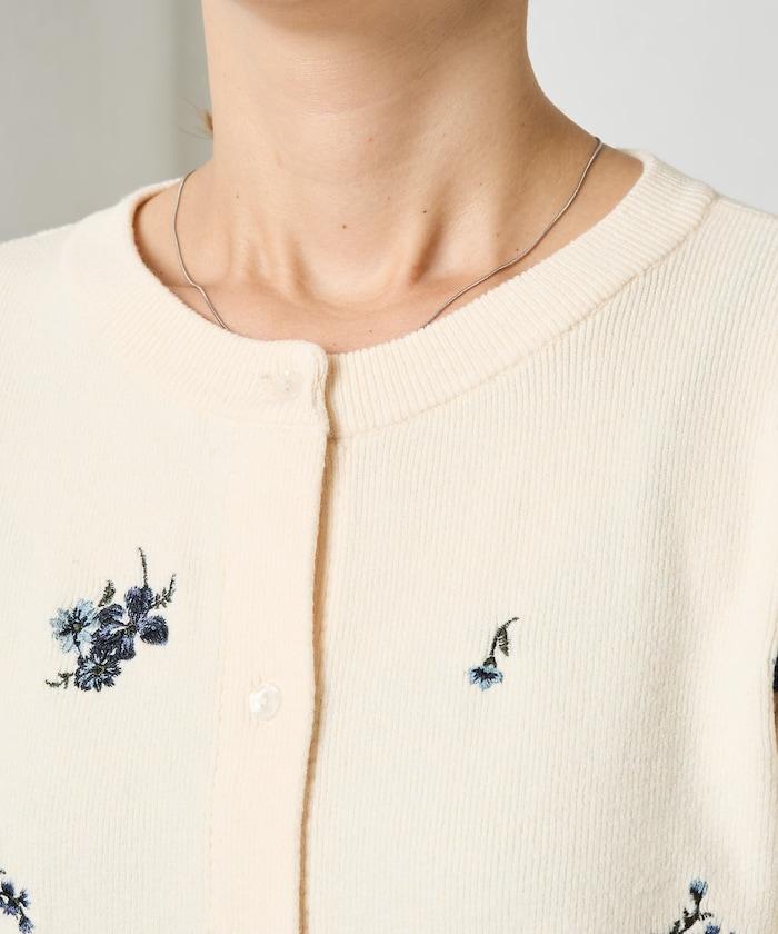 花朵刺繡圓領針織開衫