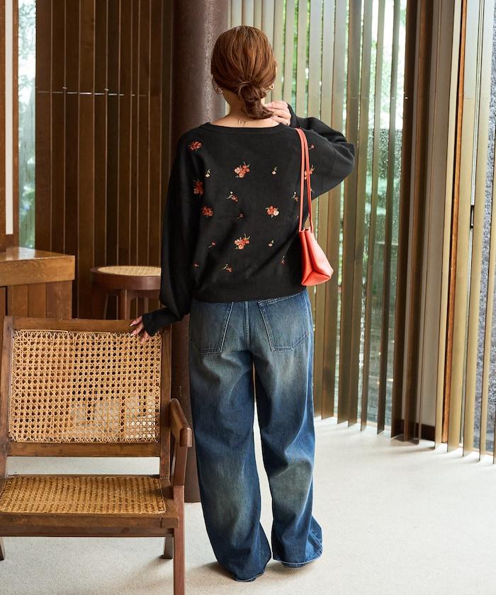 花朵刺繡圓領針織開衫