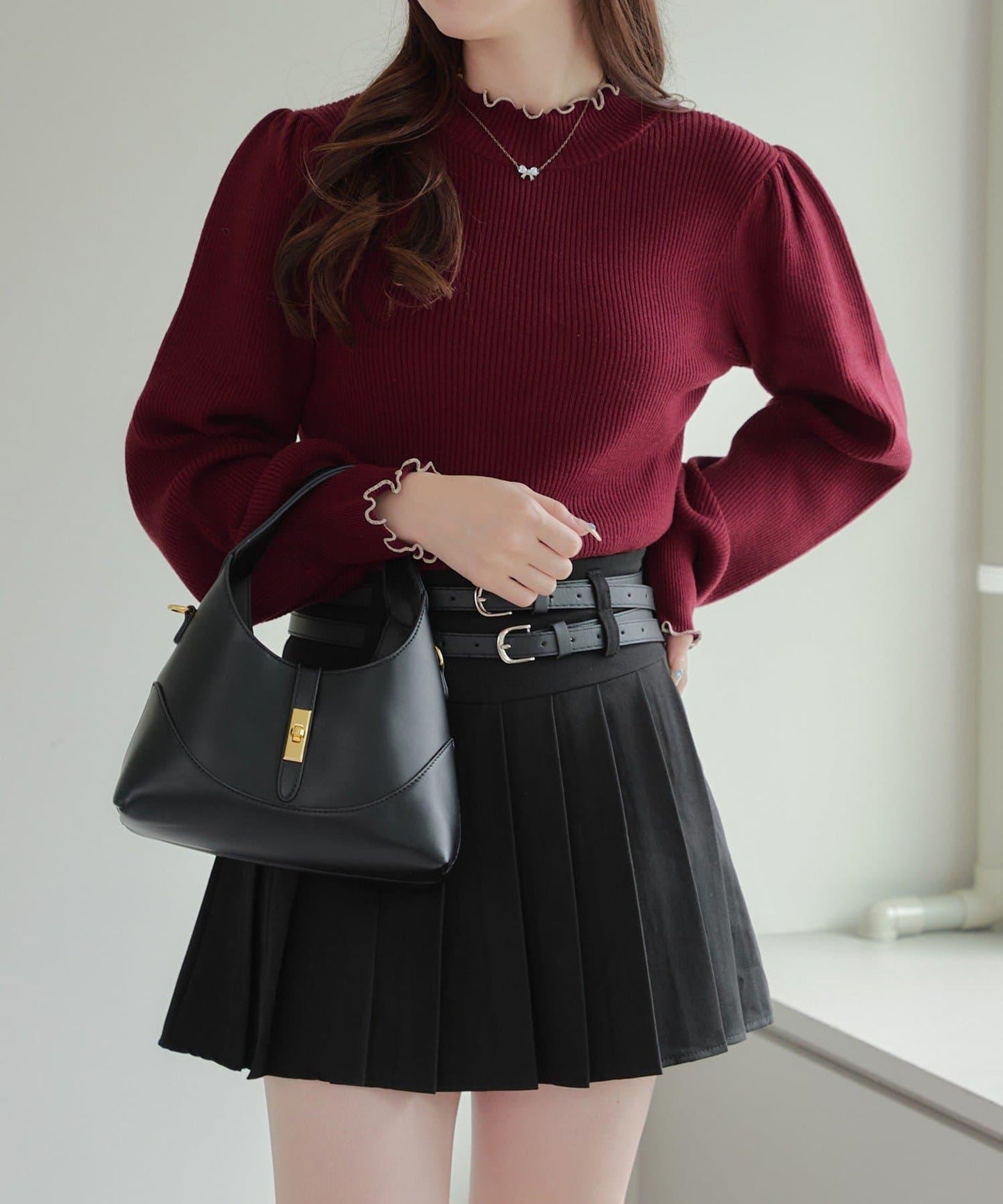 配色圓領寬肩肋針織衫