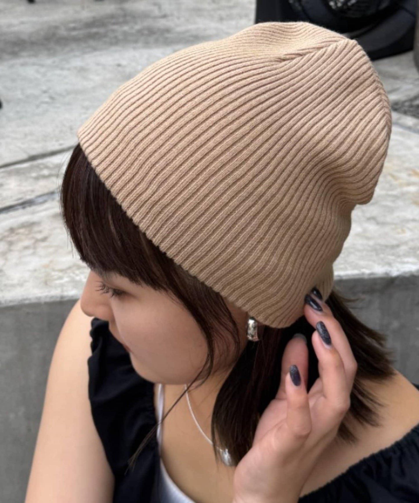【平價】條紋針織小毛帽
