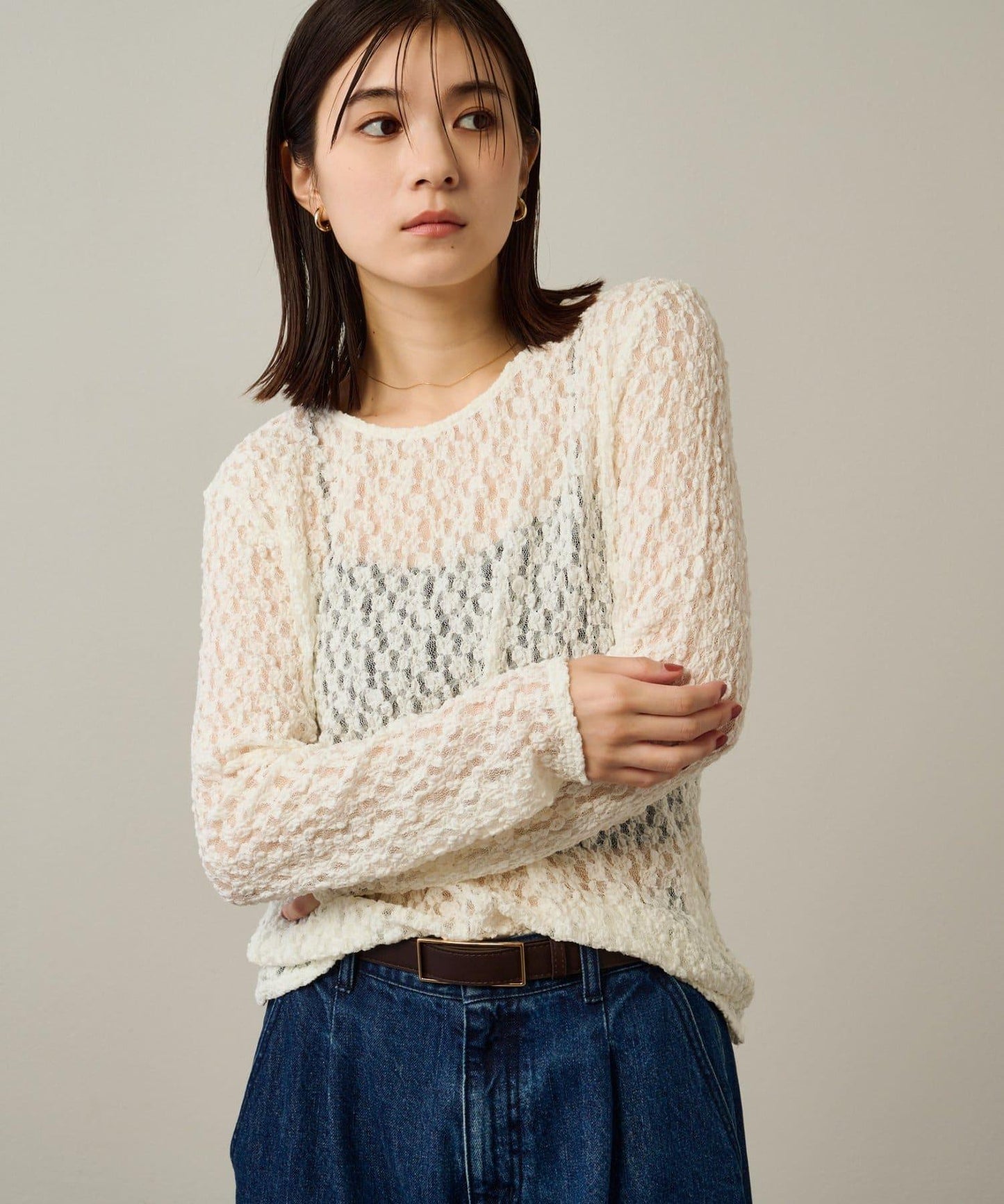 蕾絲套頭衫