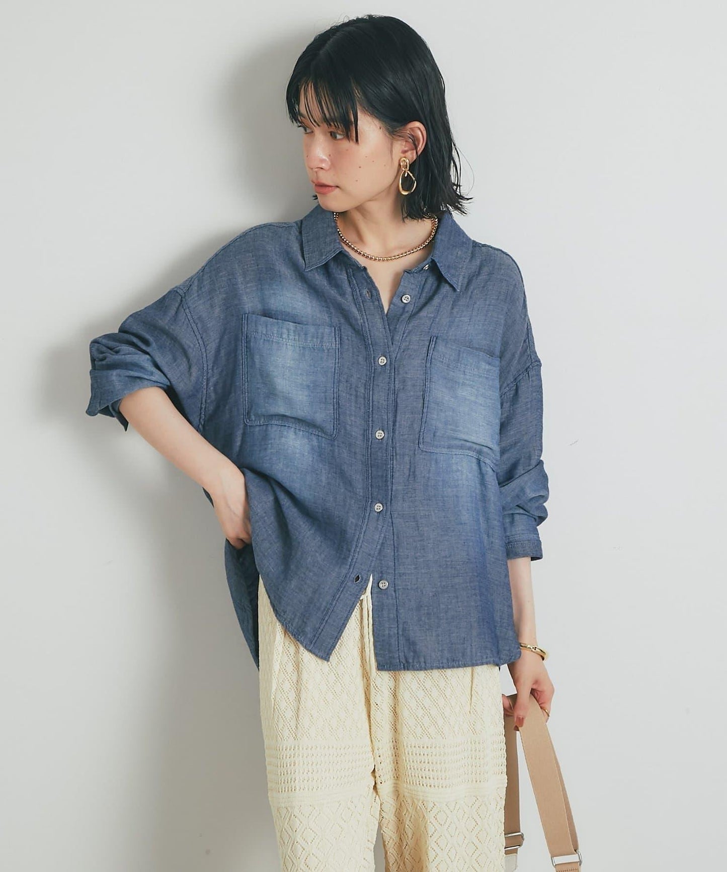 《純棉100%・適度透感》爆炸紗圓領牛仔襯衫